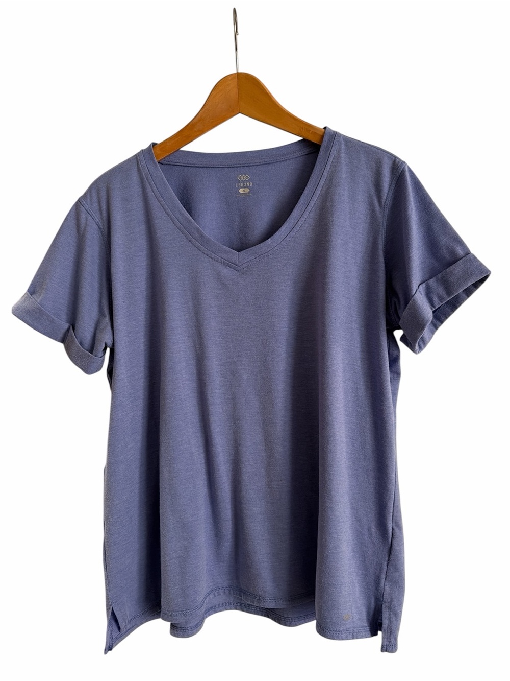 Relaxed V-Neck Short Sleeve Tee in Dusty Purple